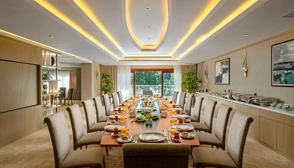 هتل لیماک لیمرا کمر آنتالیا